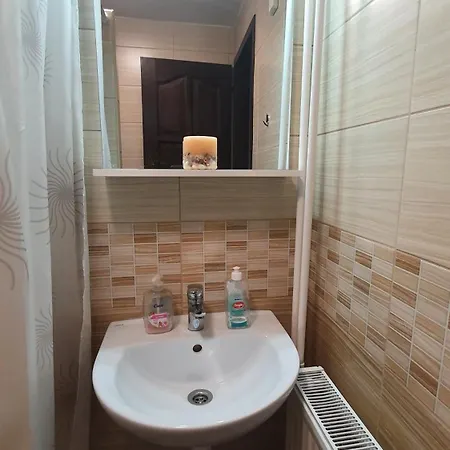 Crystal Sosto Apartment