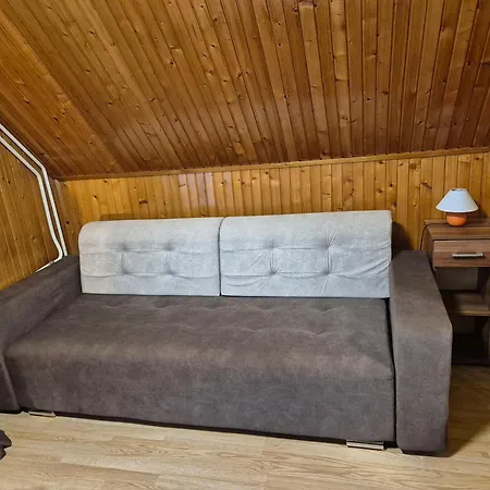 Crystal Sosto Apartment