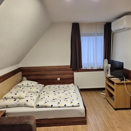 Crystal Sóstó Apartamento *