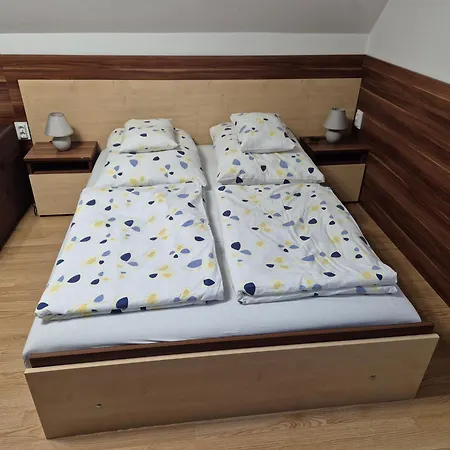 Crystal Sosto Apartment