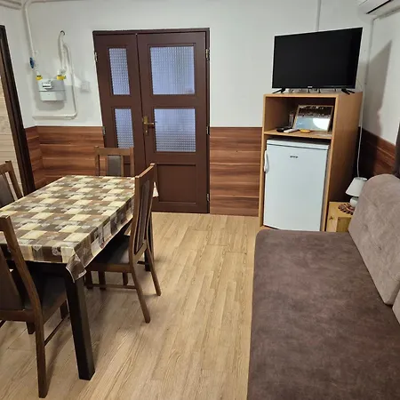 Crystal Sosto Apartment *